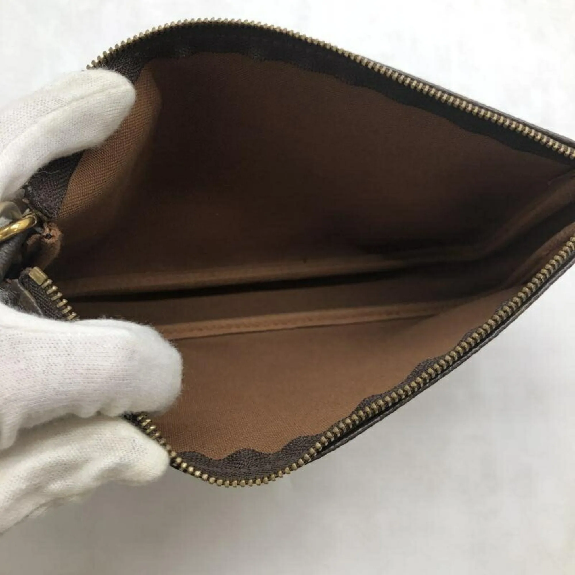 Louis Vuitton Pochette Accessoire Canvas Clutch Bag (Pre-Owned)