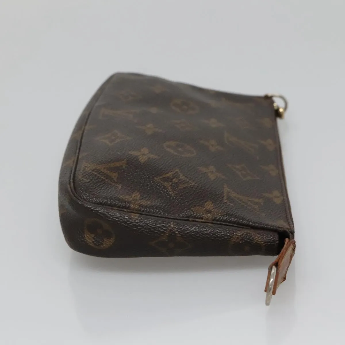 Louis Vuitton Pochette Accessoire Canvas Clutch Bag (Pre-Owned)