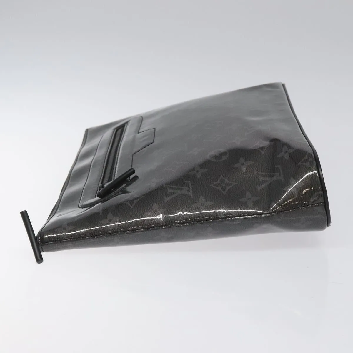 Louis Vuitton Pochette Cosmos Leather Clutch Bag (Pre-Owned)