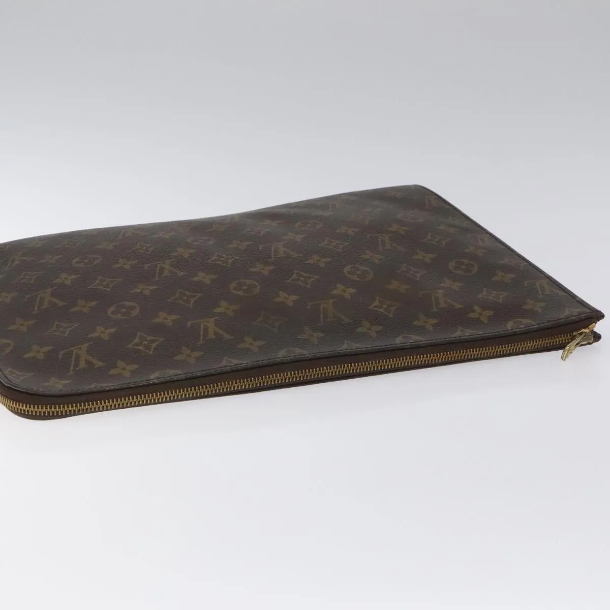 Louis Vuitton Porte Documents Canvas Clutch Bag (Pre-Owned)
