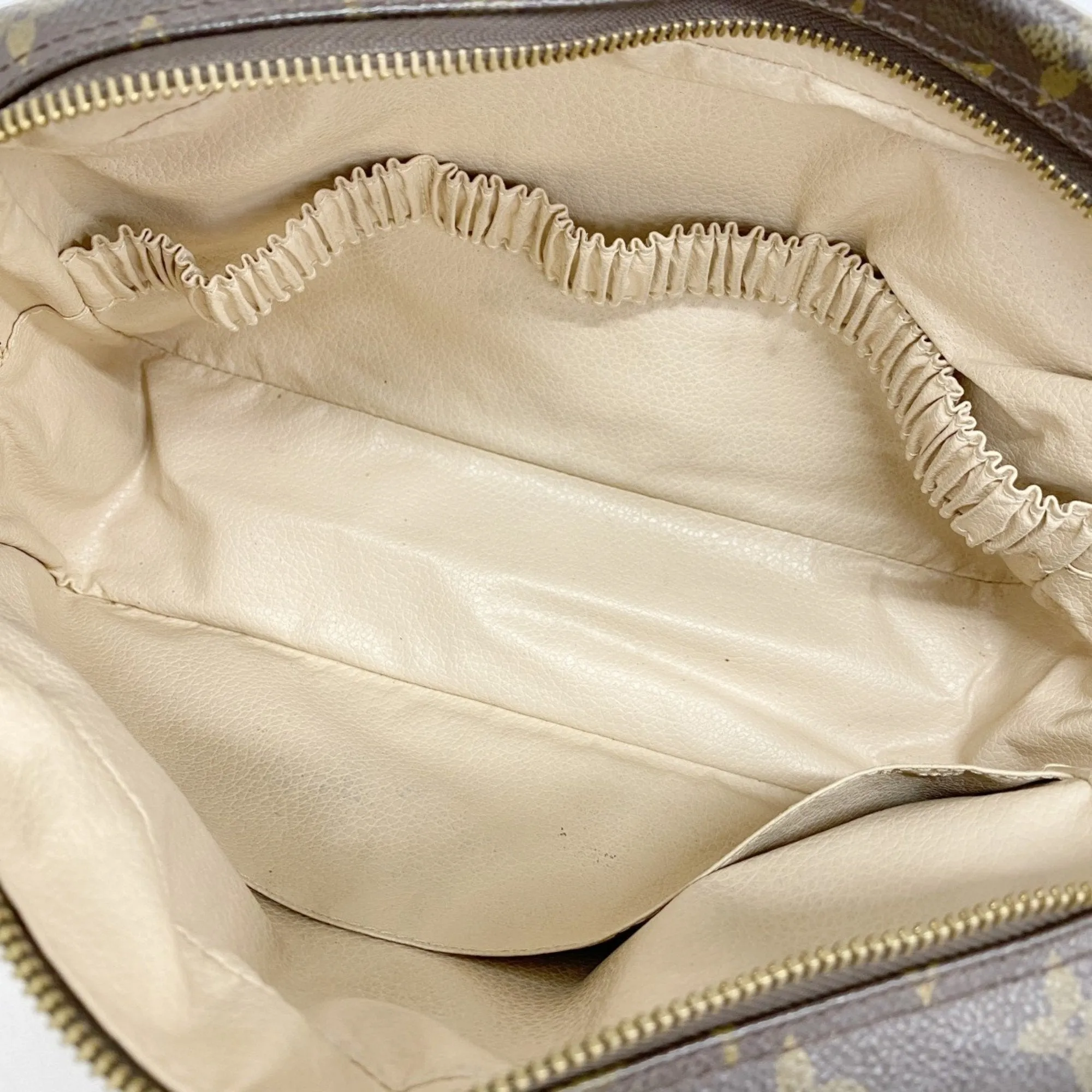 Louis Vuitton Pouch (Pre-Owned)