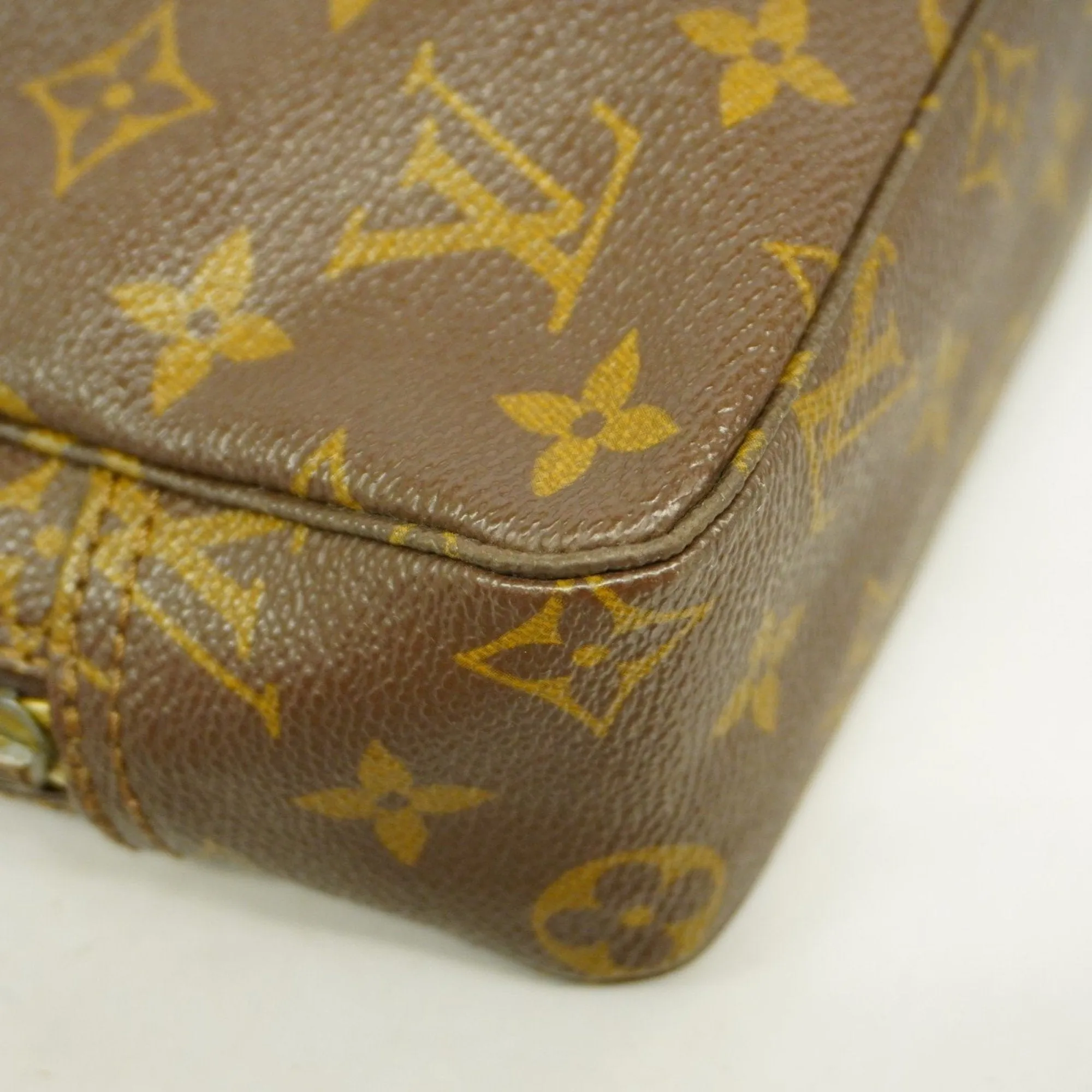 Louis Vuitton Pouch (Pre-Owned)