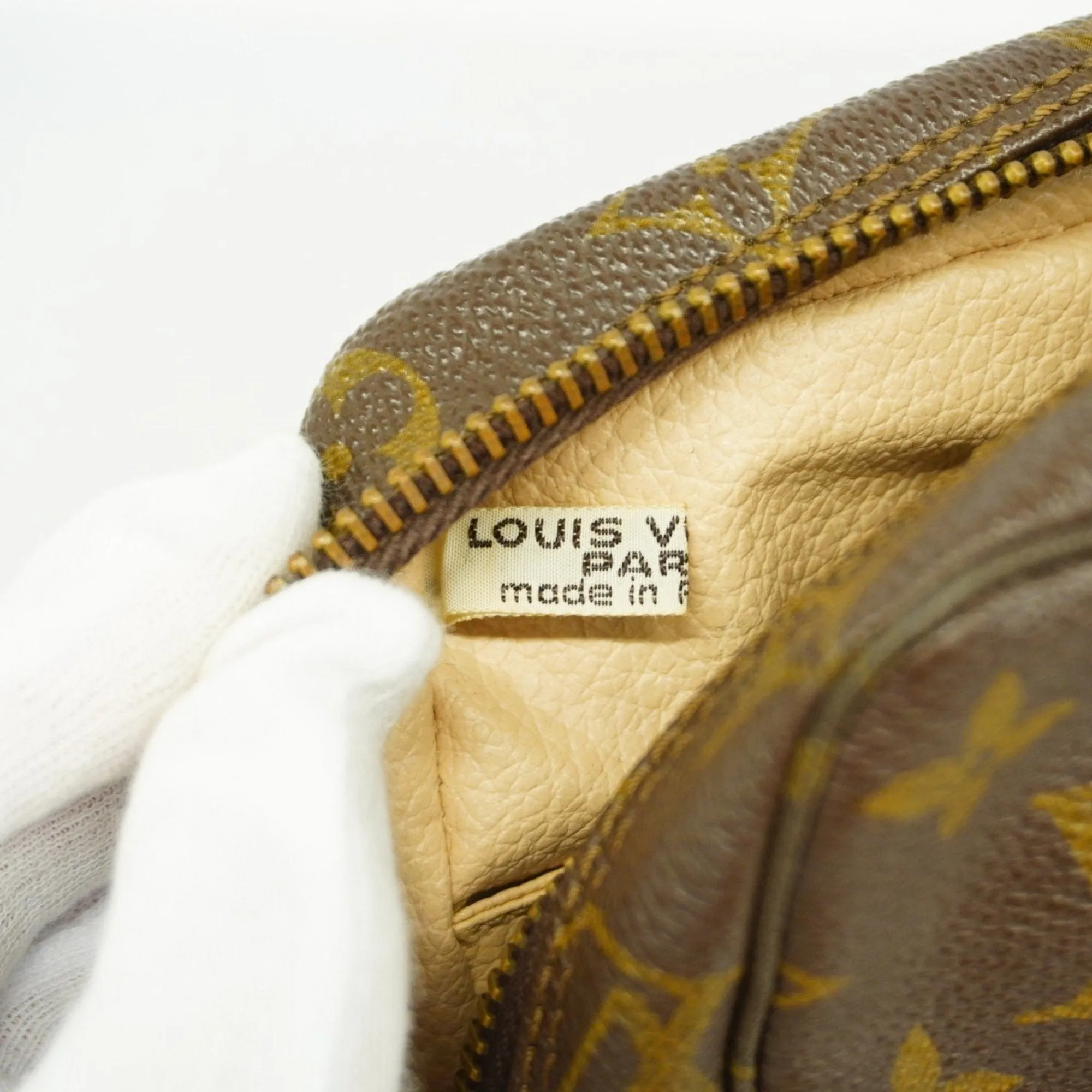 Louis Vuitton Pouch (Pre-Owned)