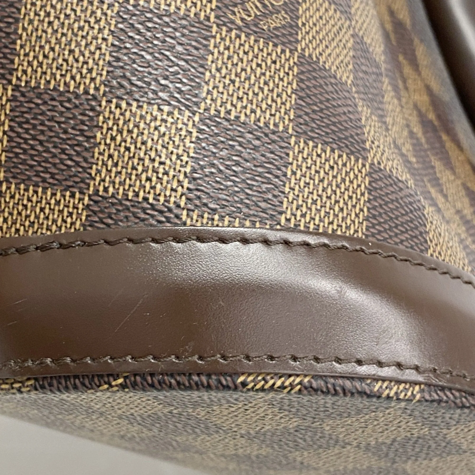 Louis Vuitton Tote Bag (Pre-Owned)