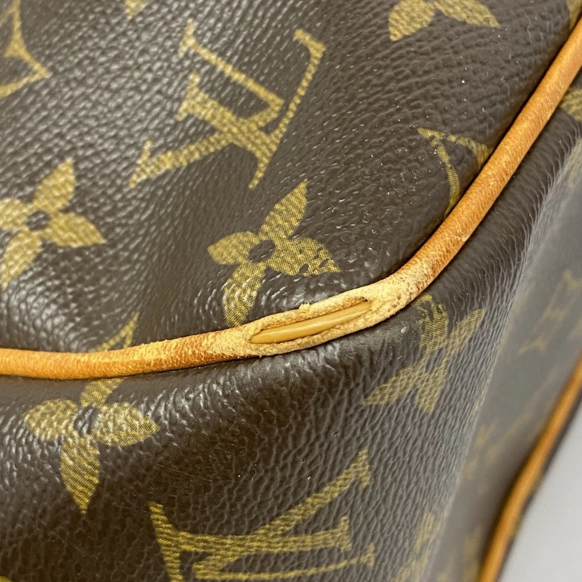 Louis Vuitton Tote Bag (Pre-Owned)
