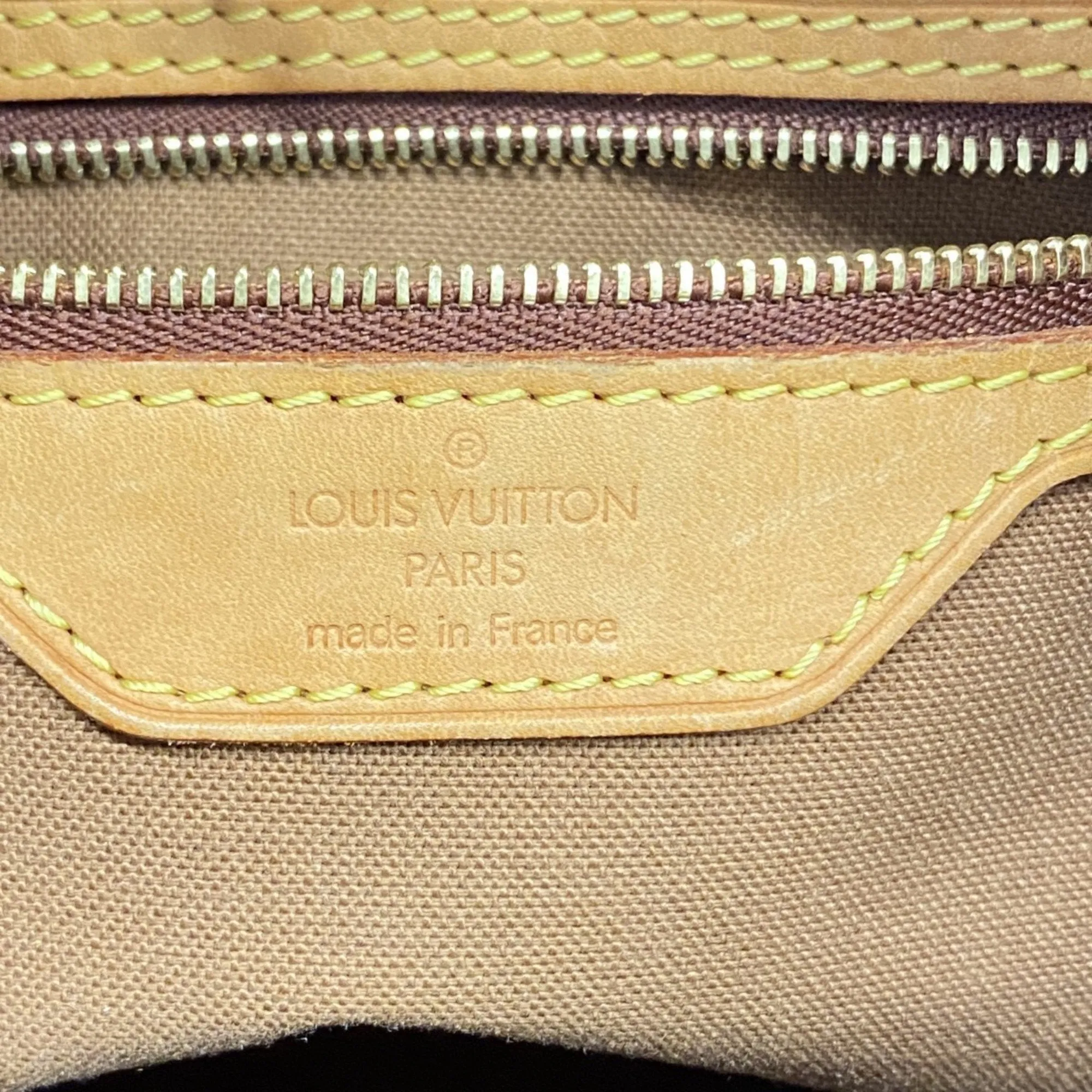 Louis Vuitton Tote Bag (Pre-Owned)