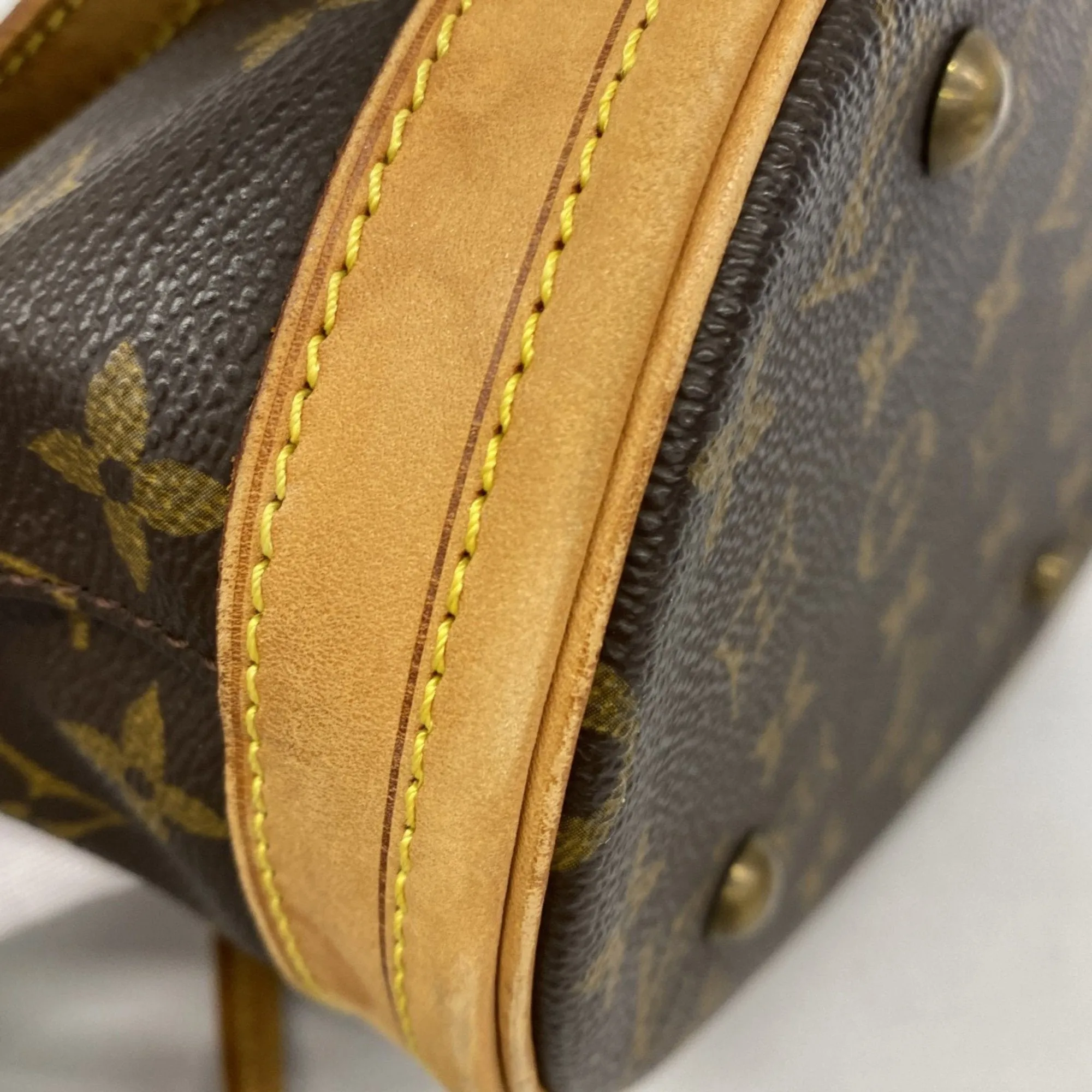 Louis Vuitton Tote Bag (Pre-Owned)