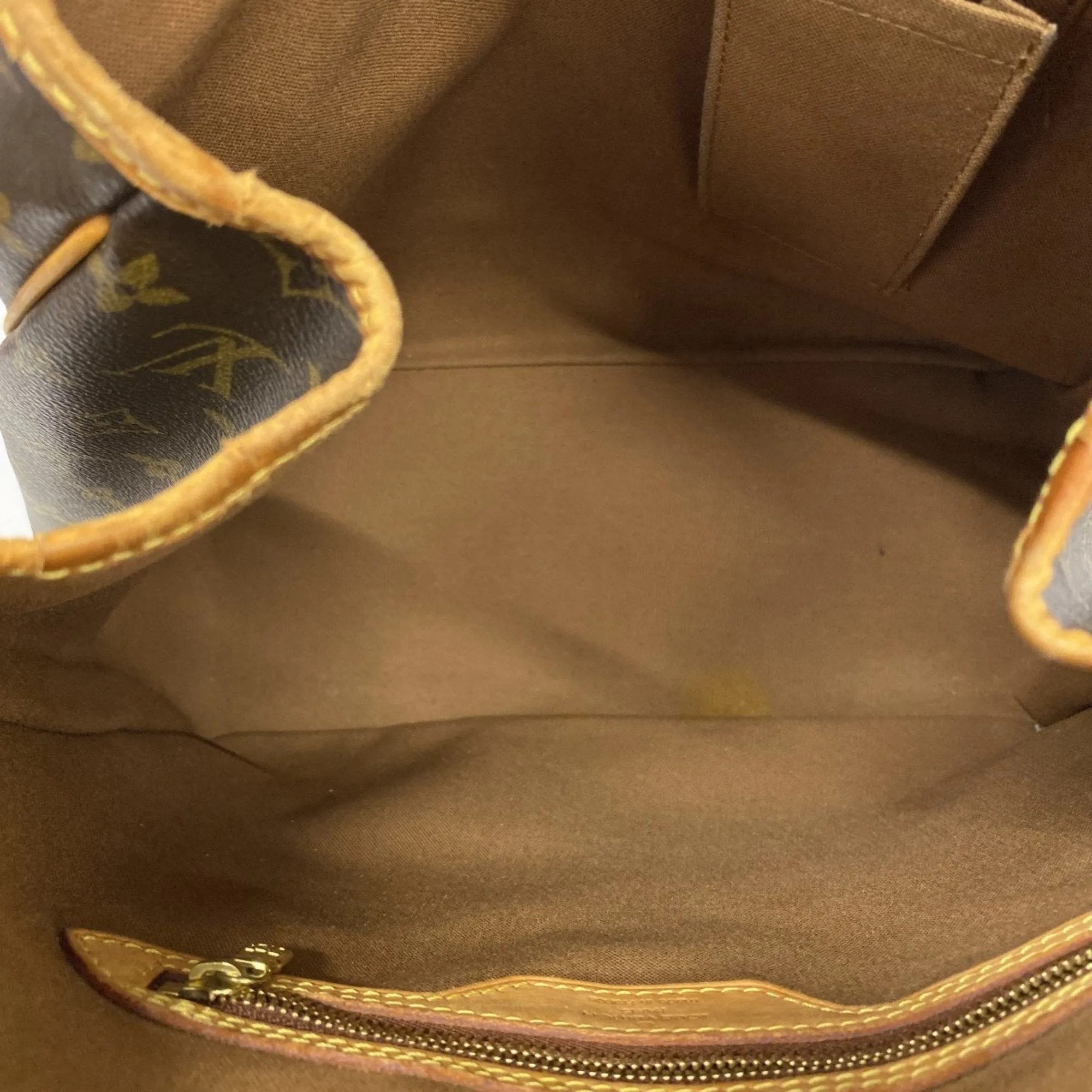 Louis Vuitton Tote Bag (Pre-Owned)