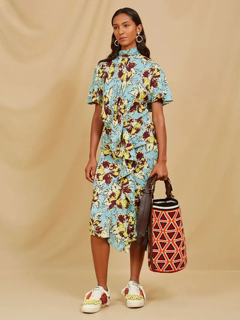 Maxi Triangle Cylinder Bag