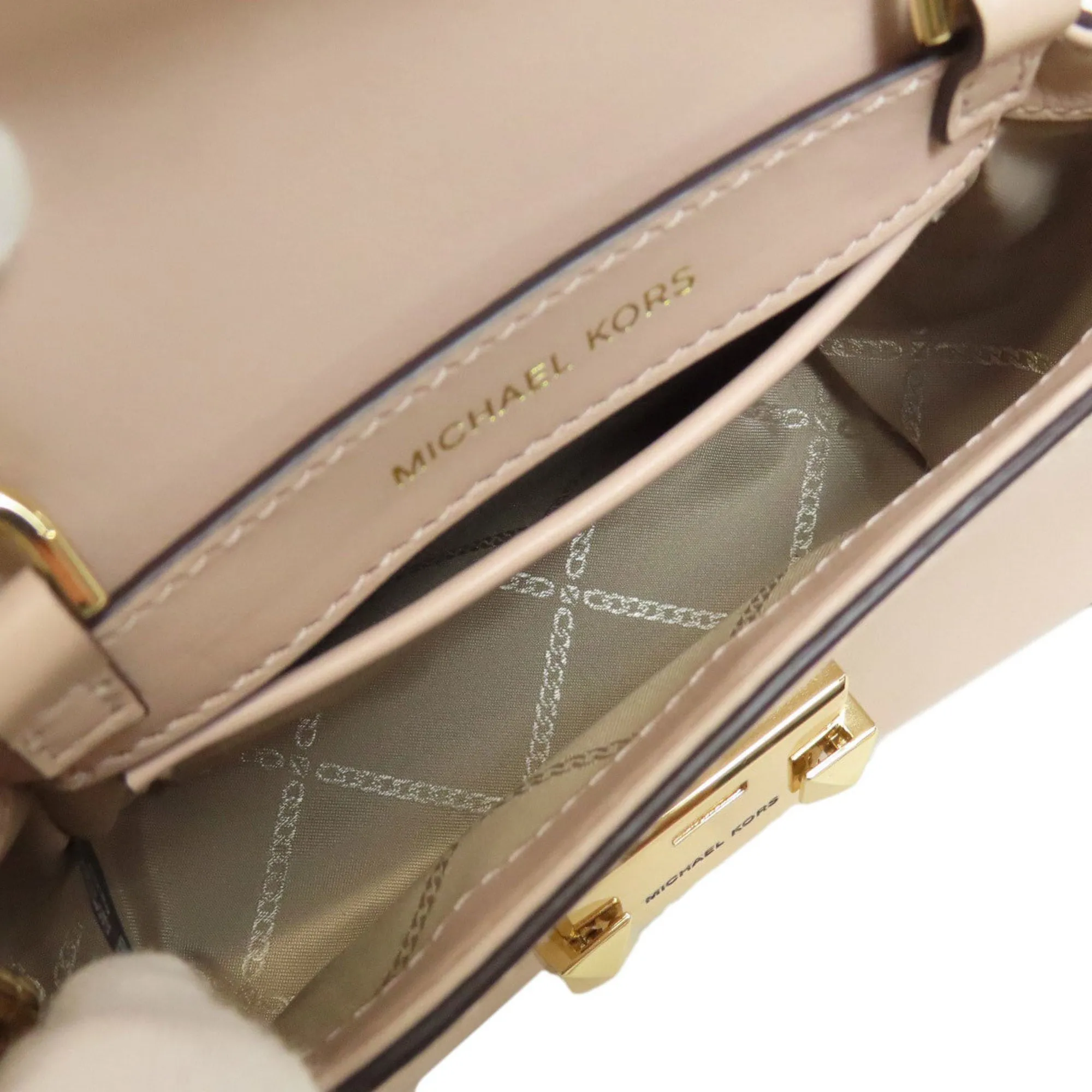 Michael Kors  Leather Handbag (Pre-Owned)