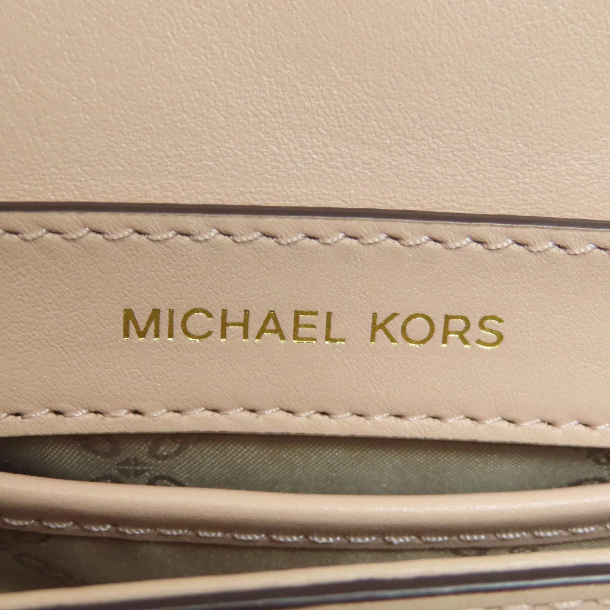 Michael Kors  Leather Handbag (Pre-Owned)