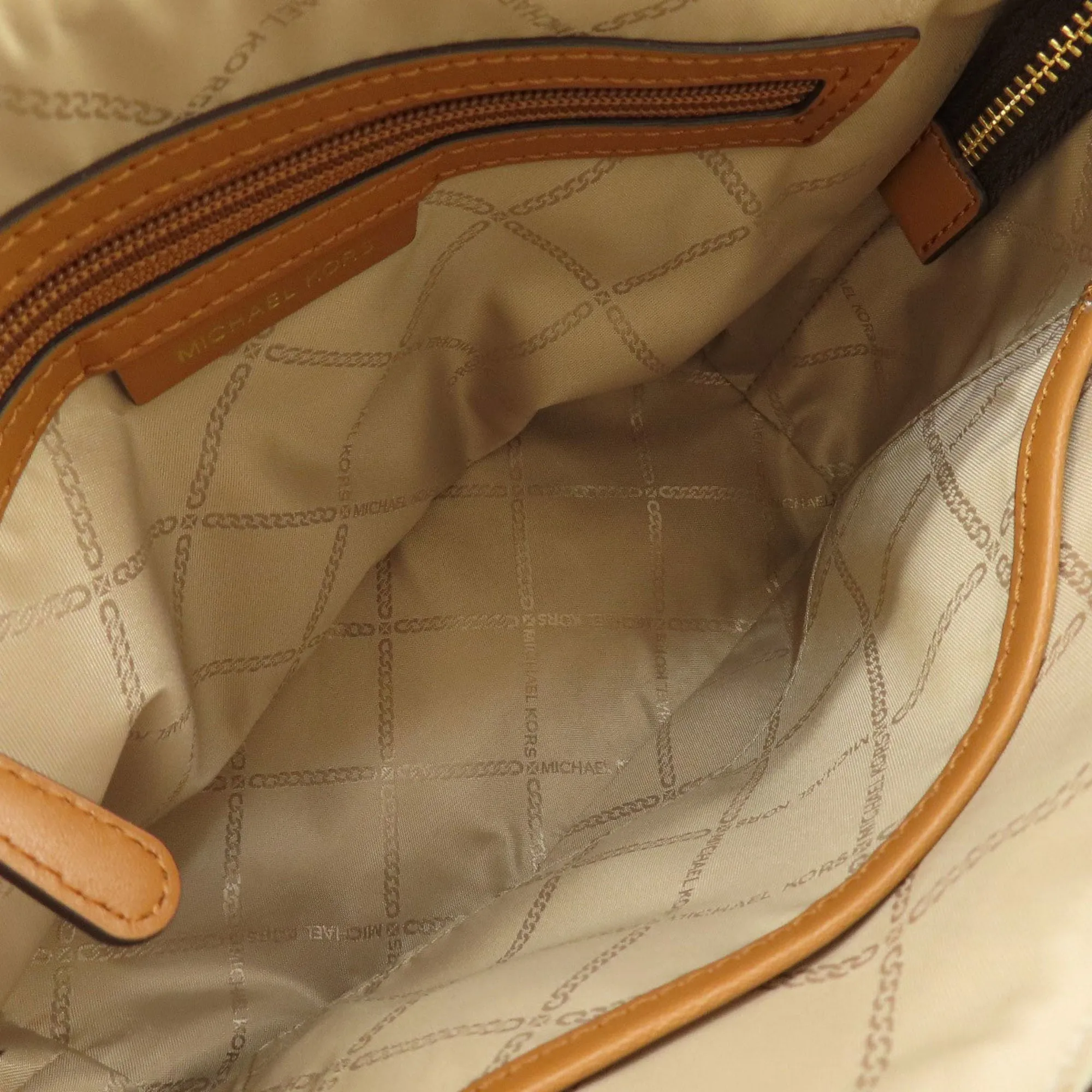 Michael Kors  Pvc Handbag (Pre-Owned)