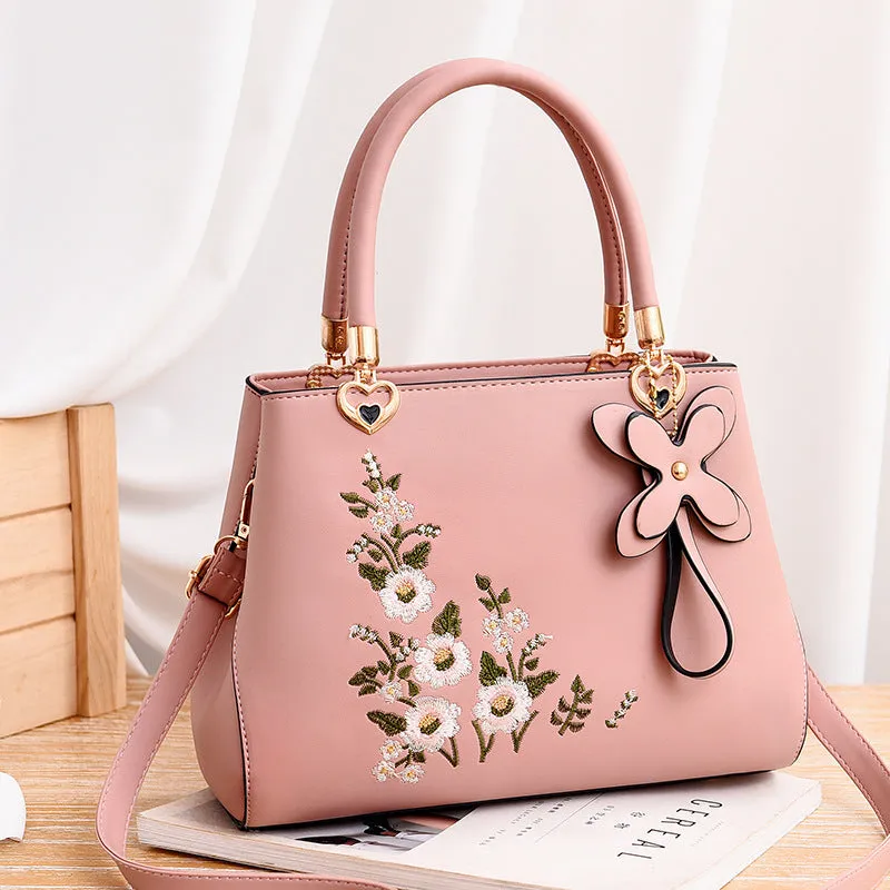 New Fashion Embroidered Large Capacity Diagonal Shoulder Bag