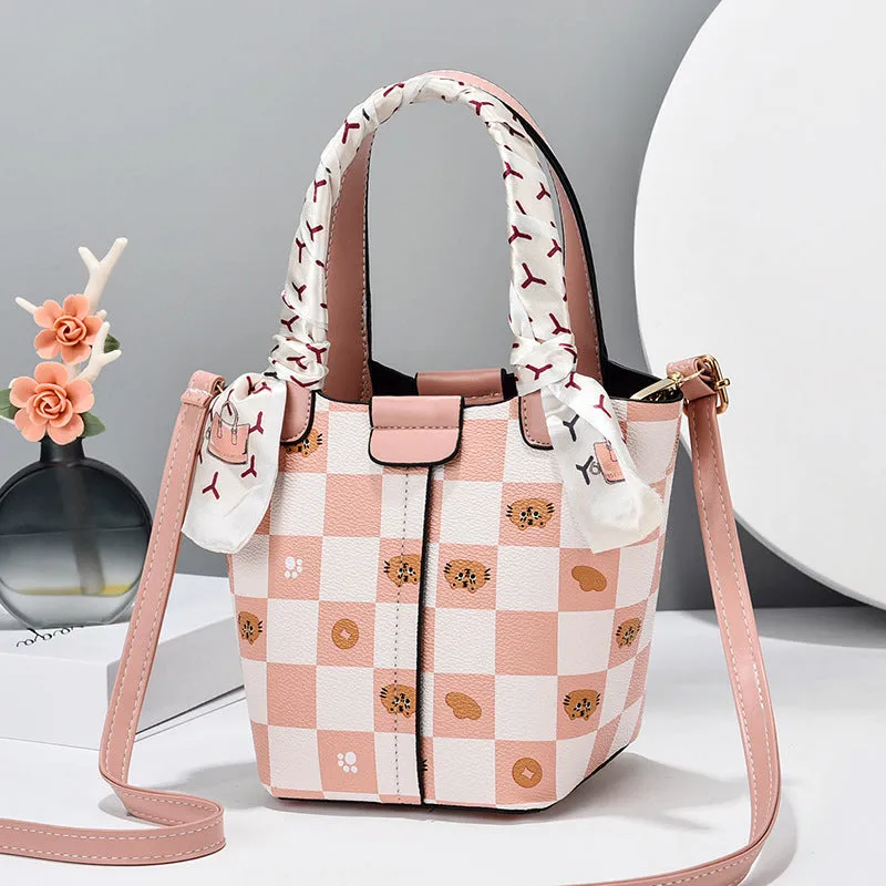 New Fashion High-end Retro Shoulder Bag
