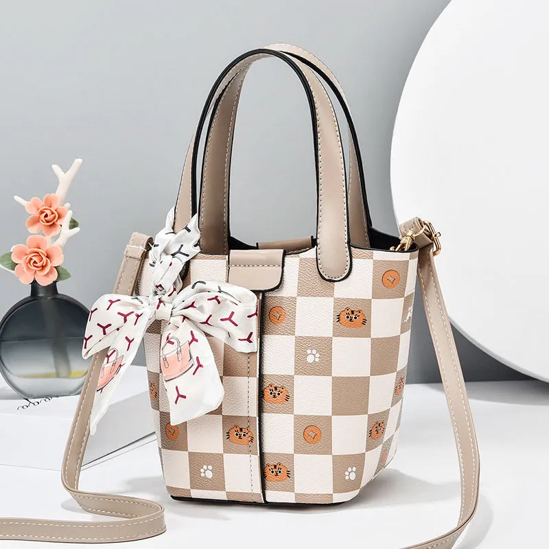 New Fashion High-end Retro Shoulder Bag