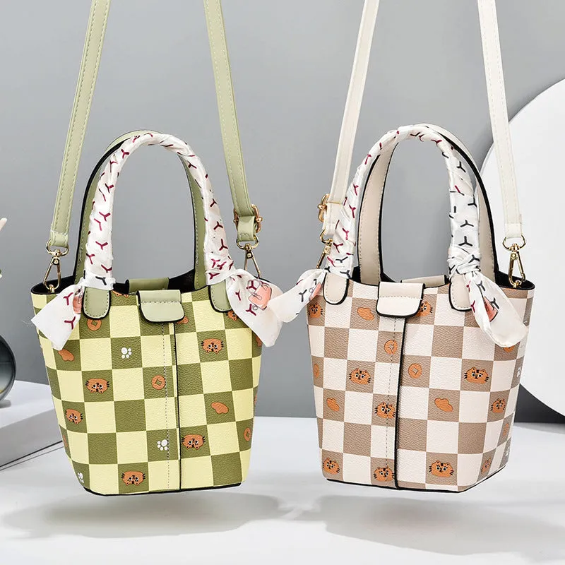 New Fashion High-end Retro Shoulder Bag