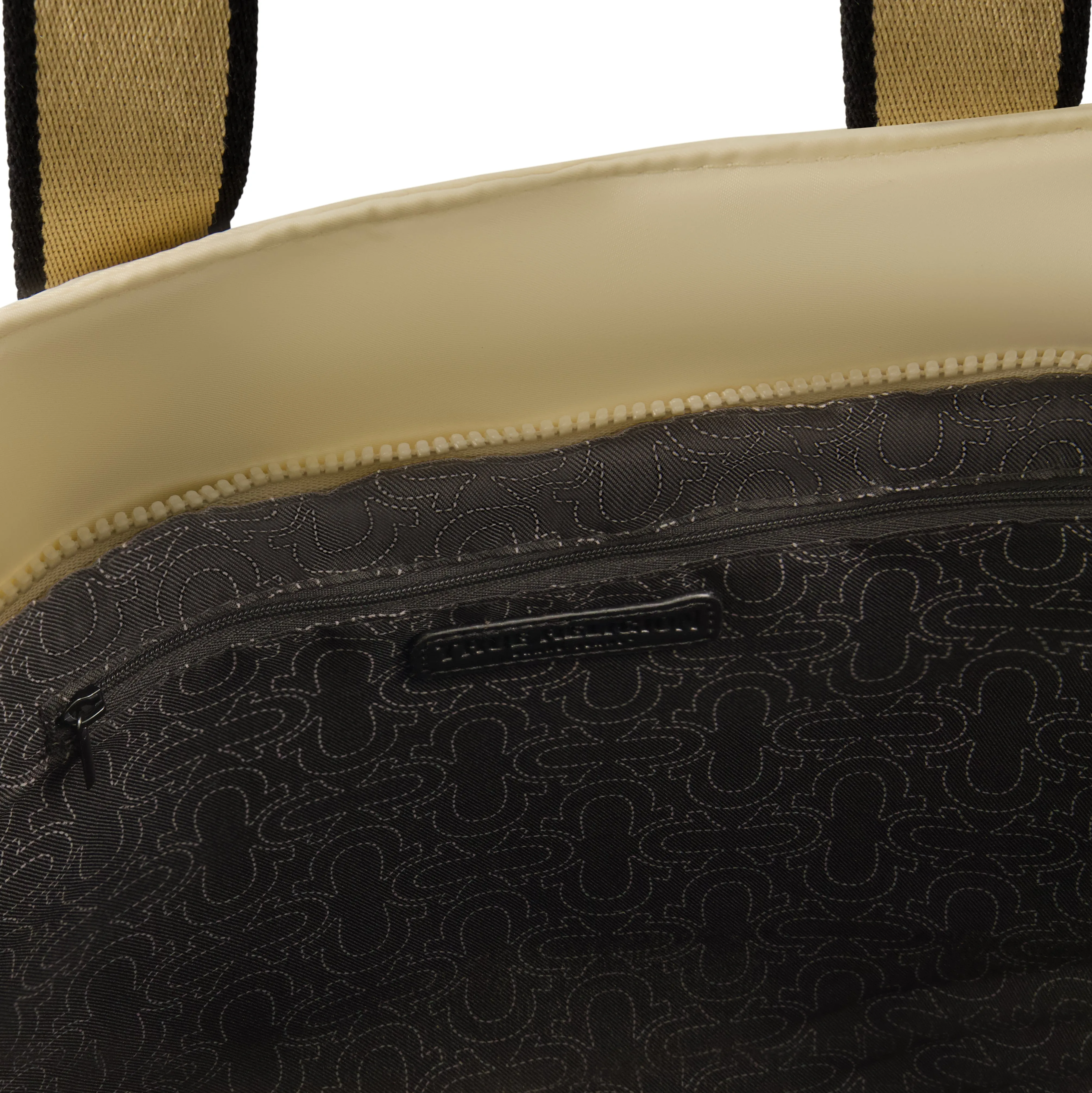 NYLON SOLID QUILTED TOTE