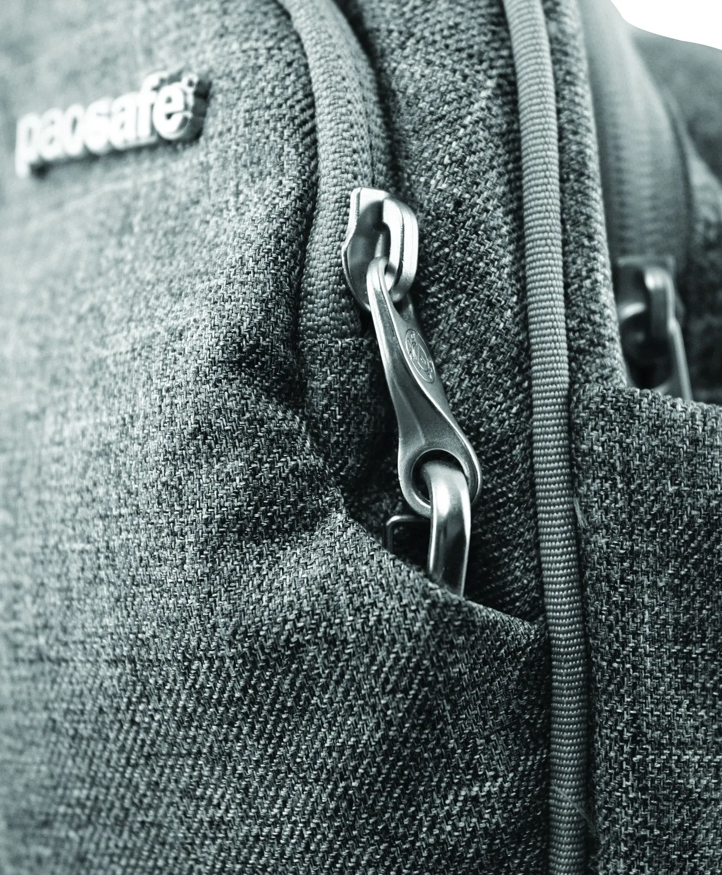 Pacsafe Metrosafe 200 Gii Shoulder Bag