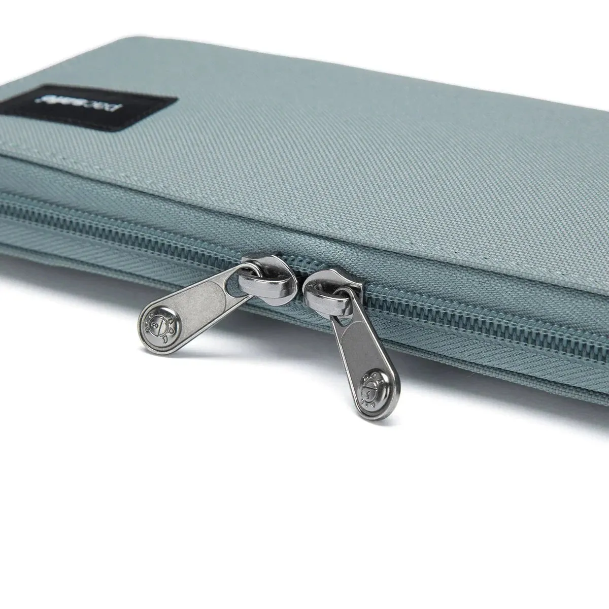 Pacsafe RFIDsafe RFID Blocking Continental Wallet