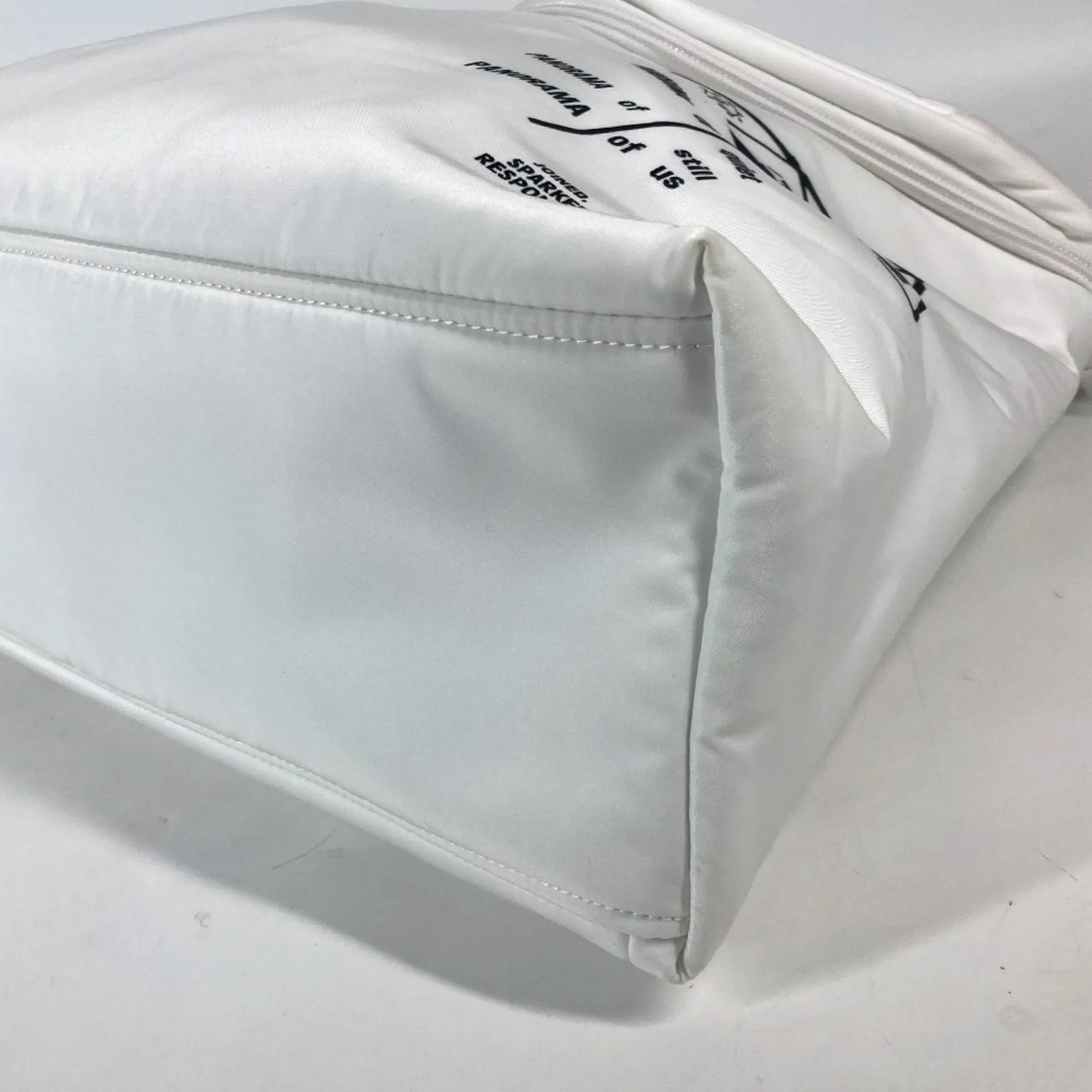 Prada  Nylon Backpack (Pre-Owned)