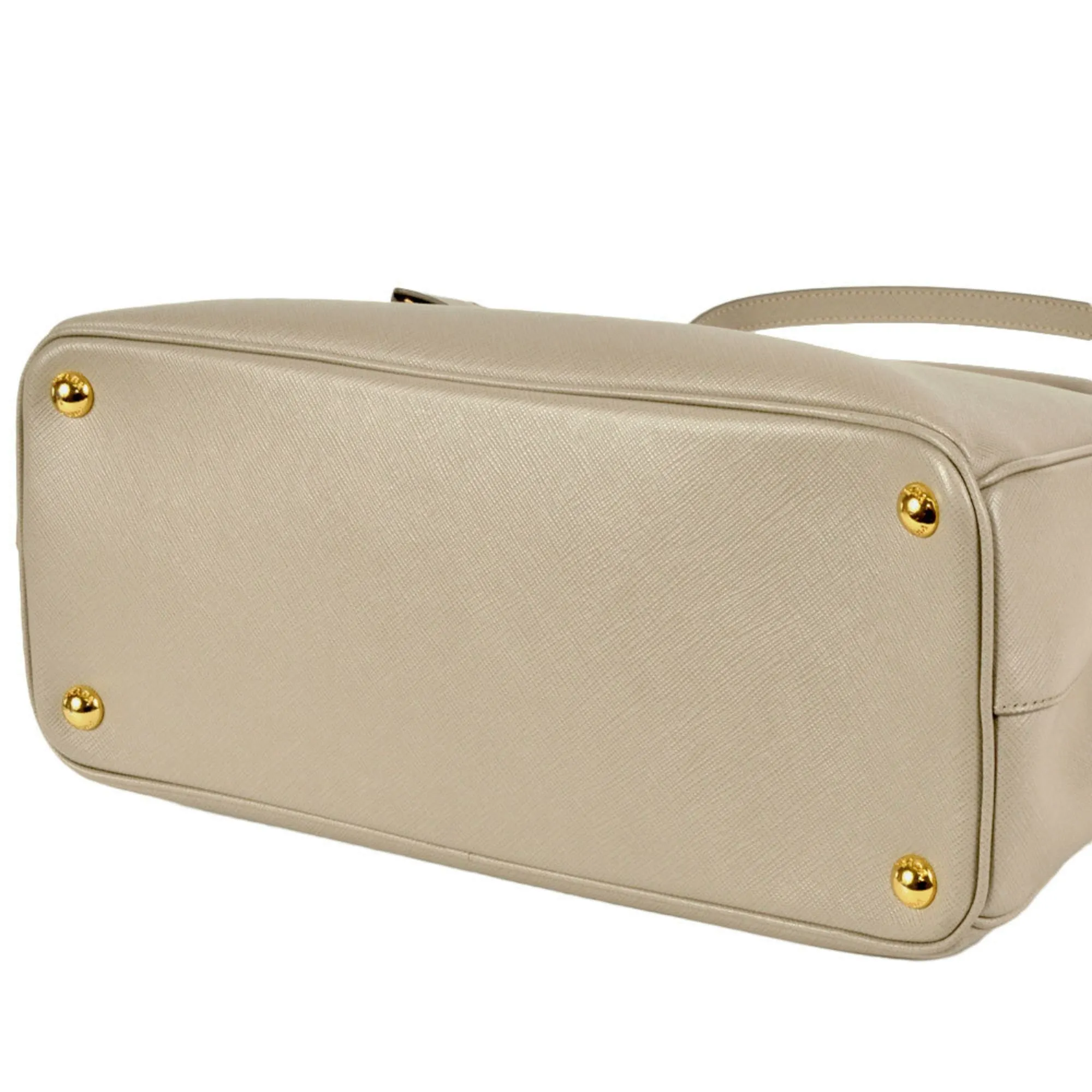 Prada Saffiano Handbag (Pre-Owned)