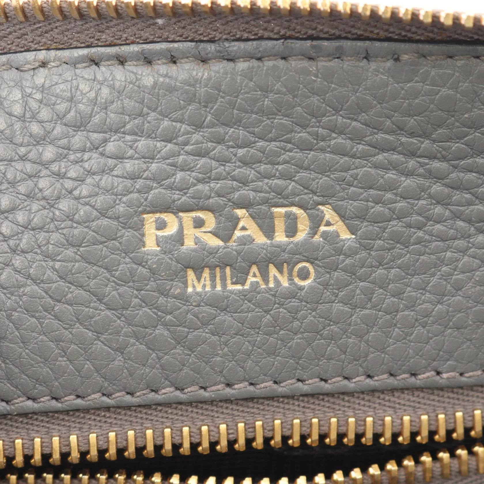 Prada VIT DAINO Leather Handbag