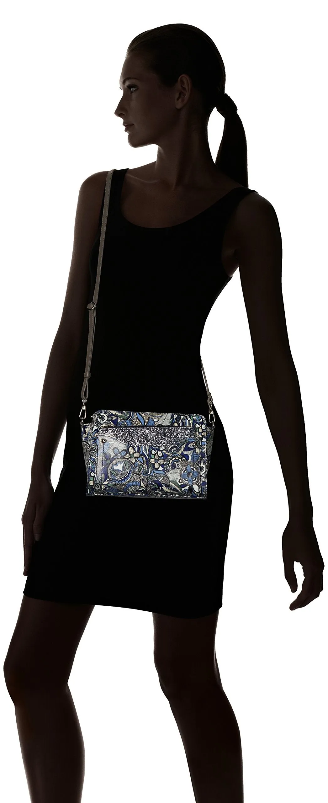 Sakroots Artist Circle Sm Chrging Crossbody