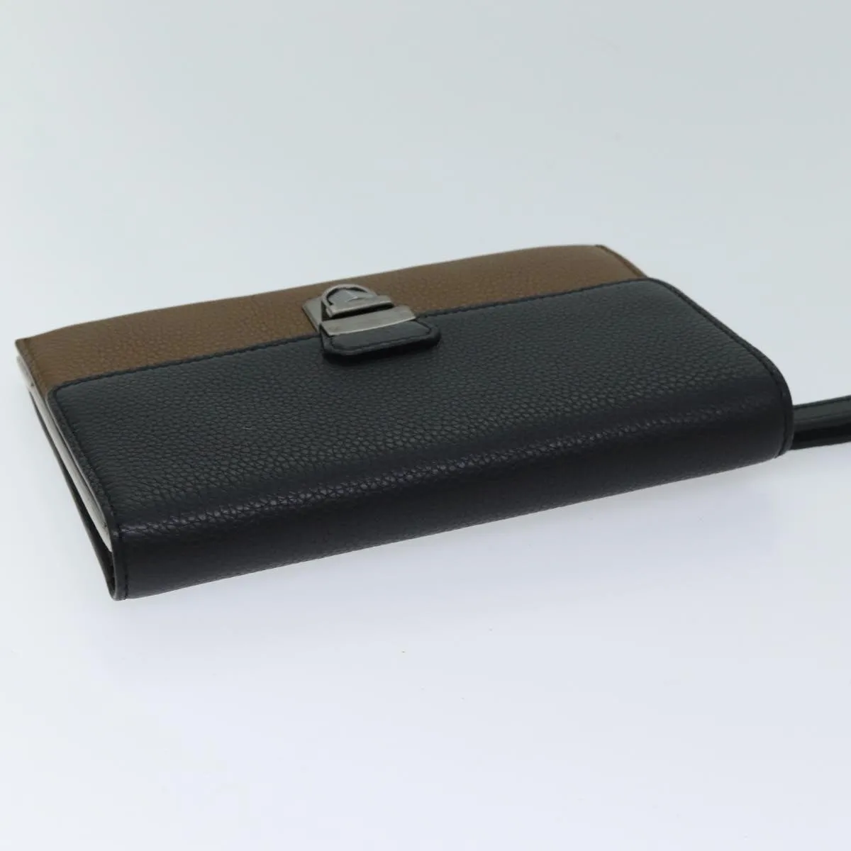 Salvatore Ferragamo  Leather Clutch Bag (Pre-Owned)