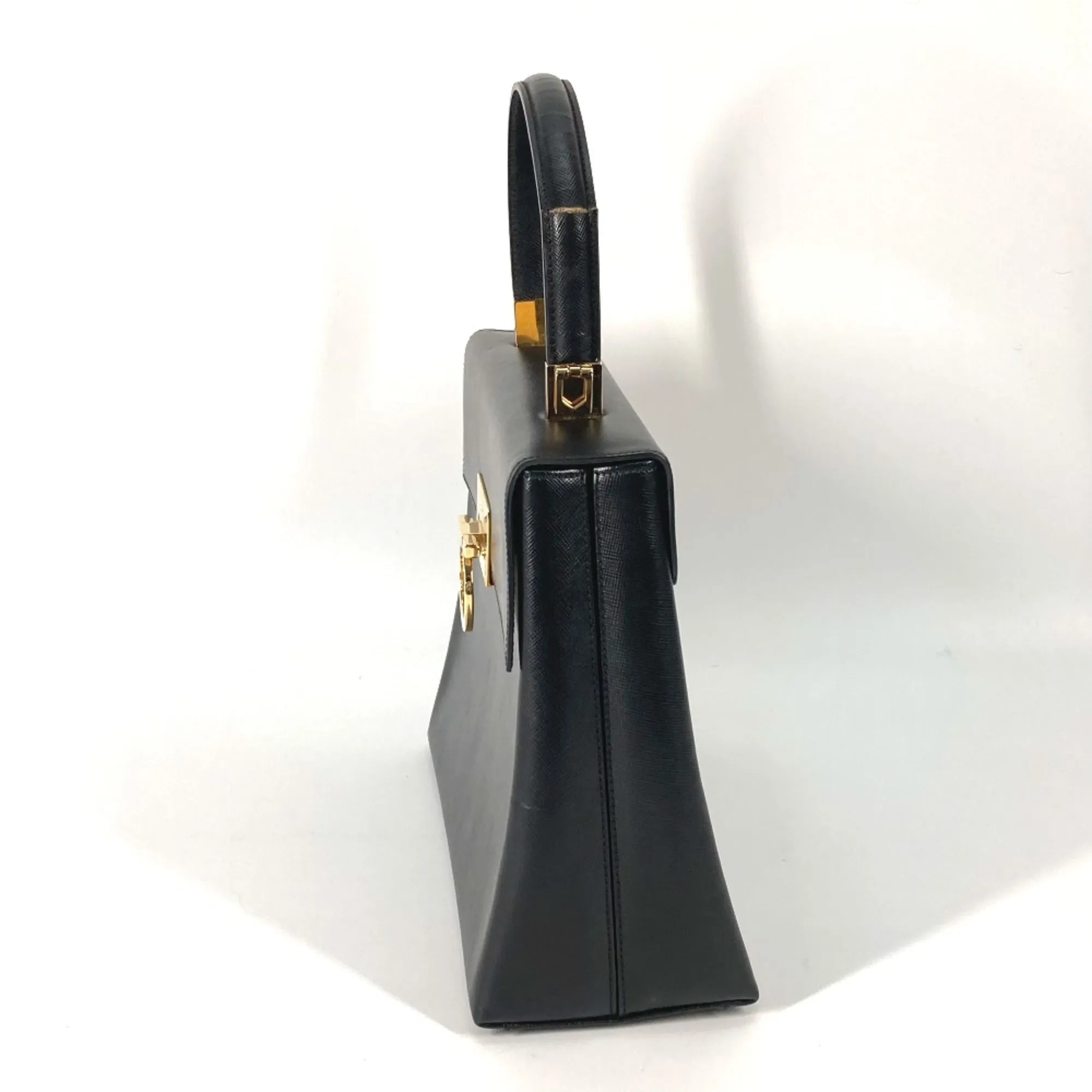 Salvatore Ferragamo  Leather Handbag (Pre-Owned)