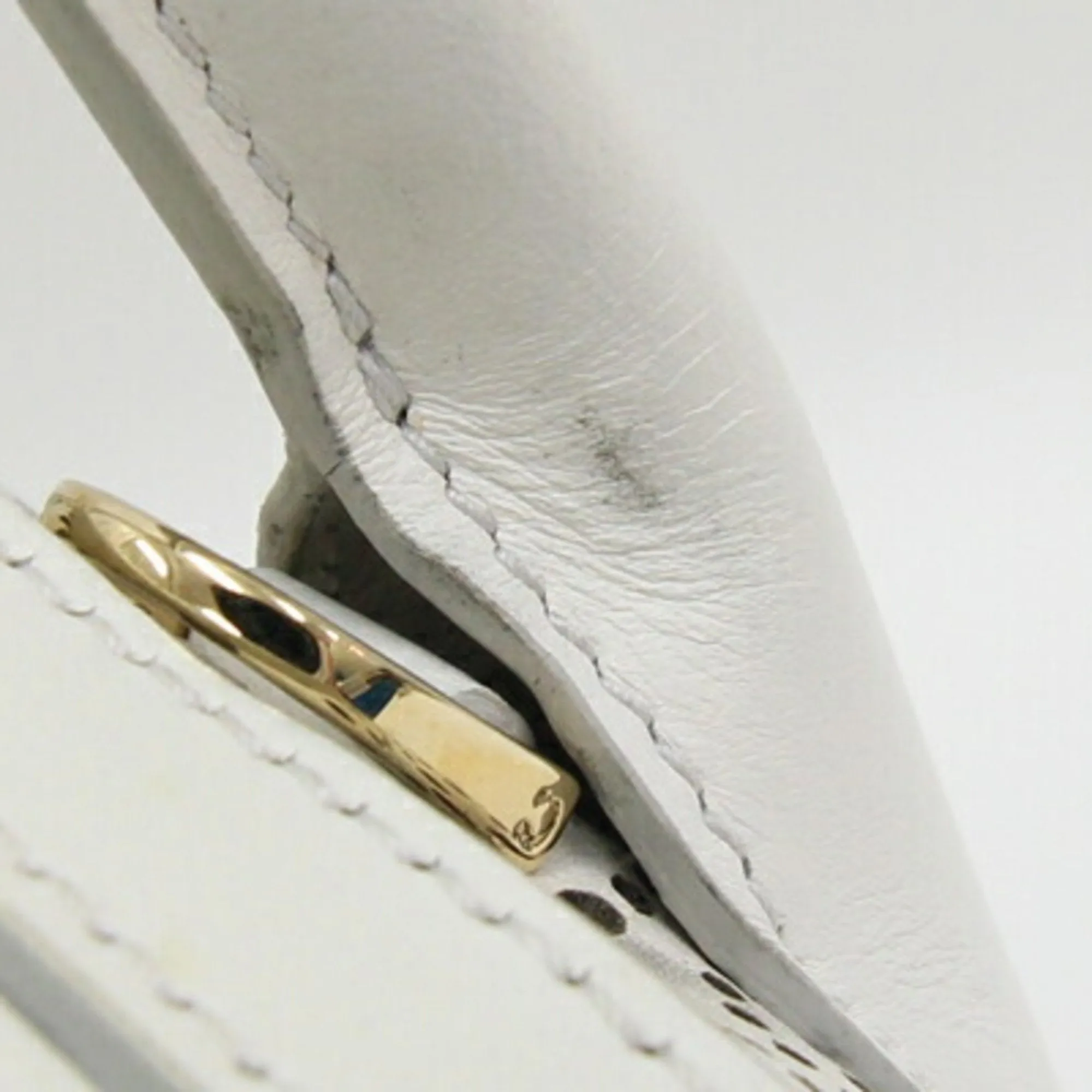 Salvatore Ferragamo Leather Handbag (Pre-Owned)