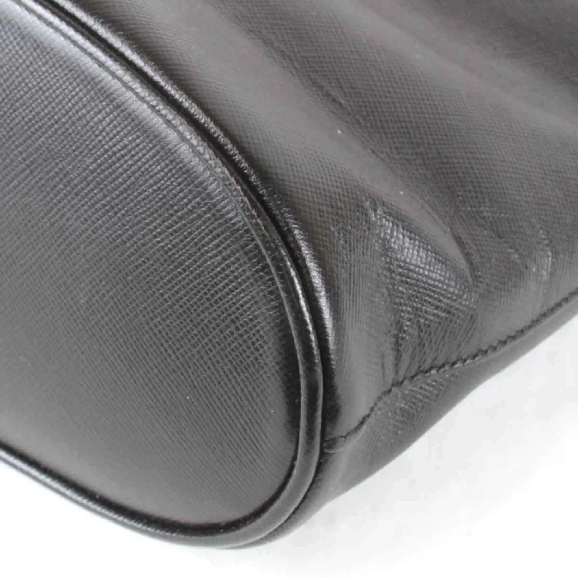 Salvatore Ferragamo  Leather Handbag (Pre-Owned)