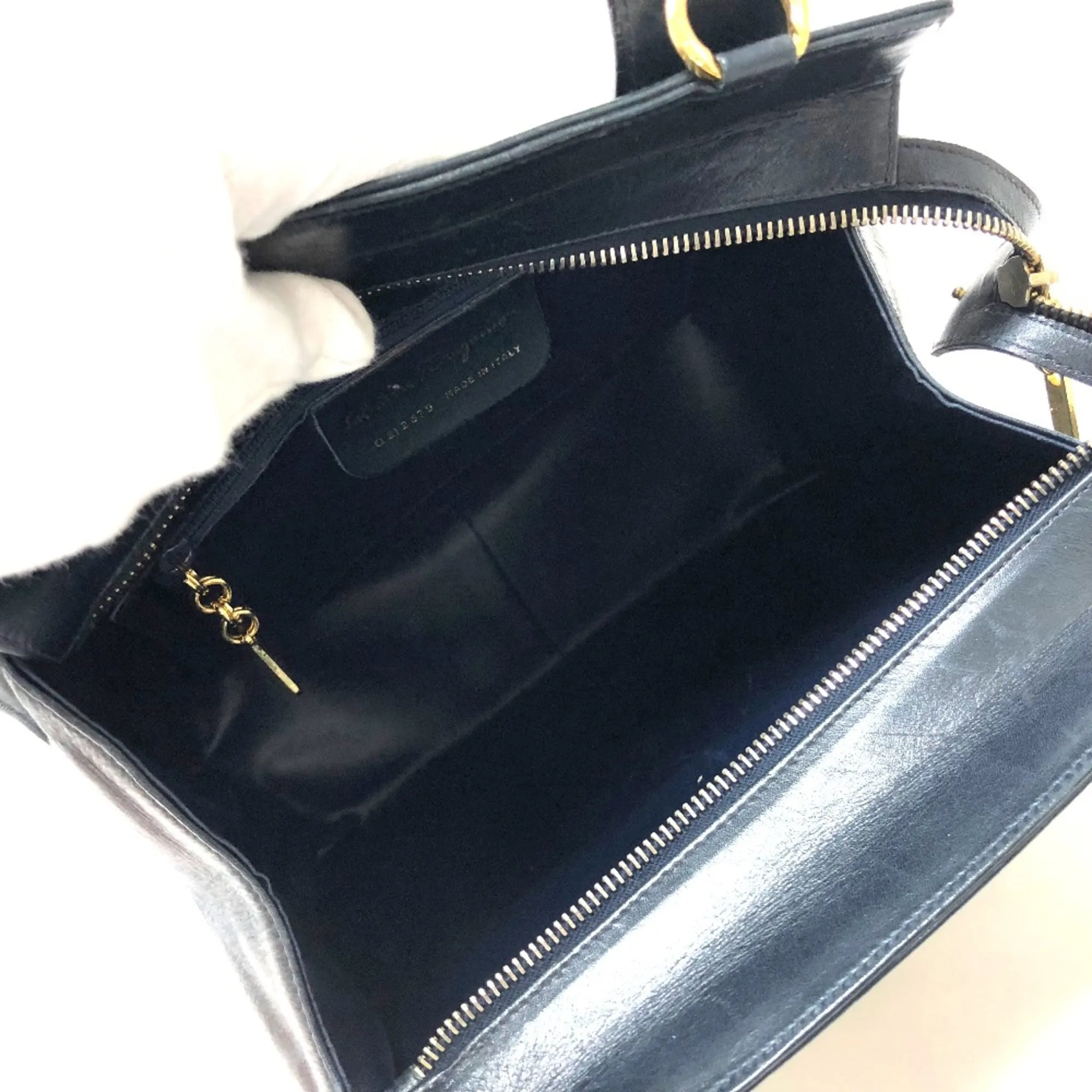 Salvatore Ferragamo  Leather Handbag (Pre-Owned)
