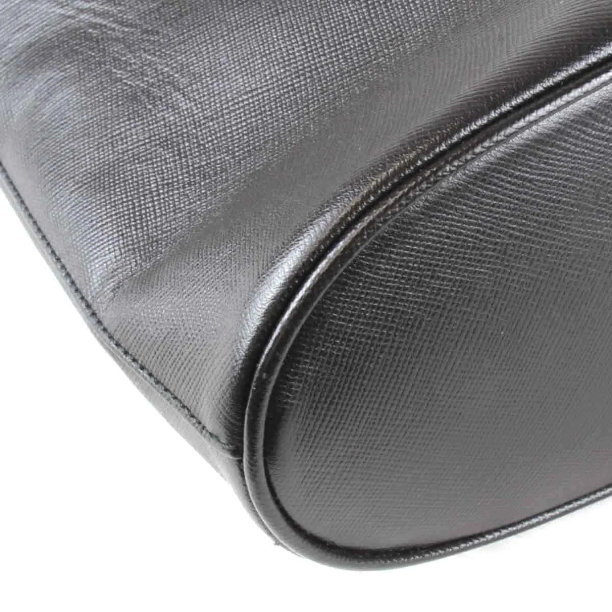 Salvatore Ferragamo  Leather Handbag (Pre-Owned)