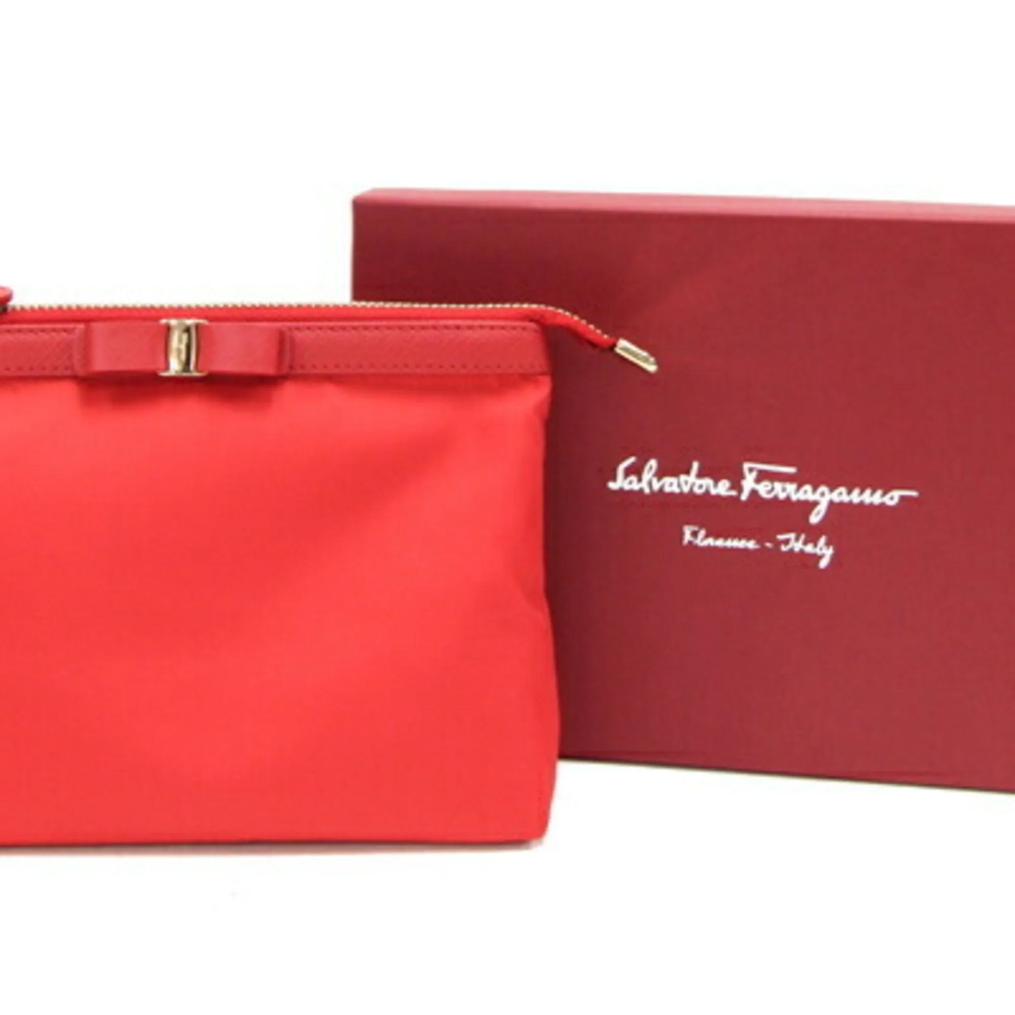 Salvatore Ferragamo Vara Synthetic Clutch Bag (Pre-Owned)