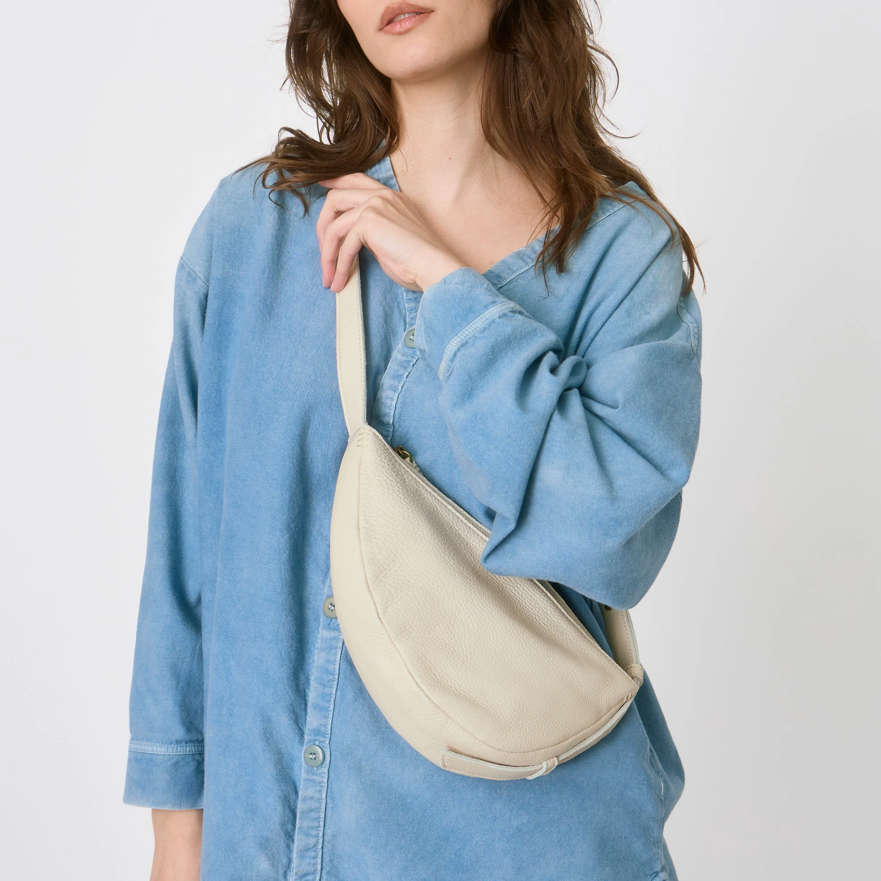 Tess Sling Bag
