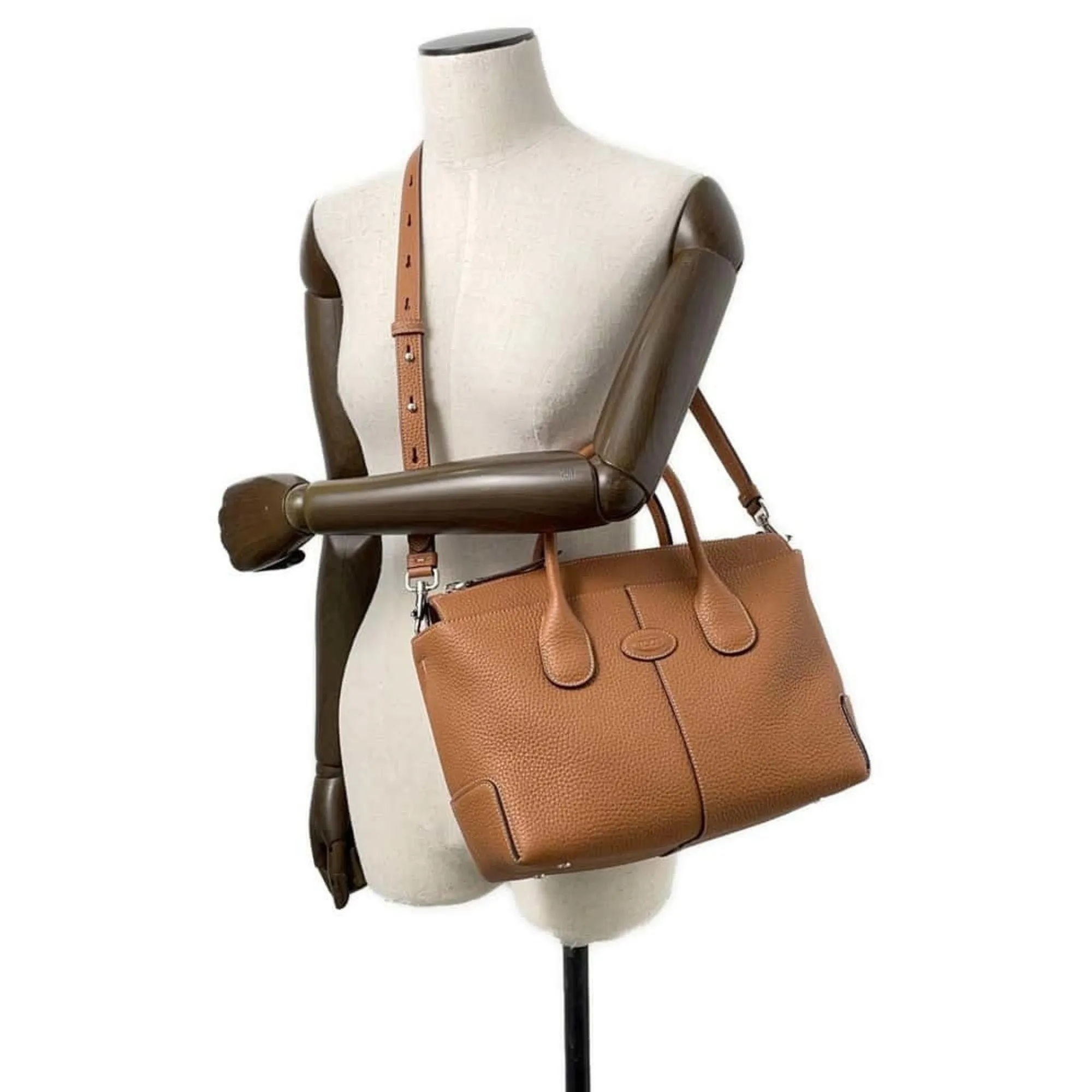 Tod's Leather Handbag (Pre-Owned)