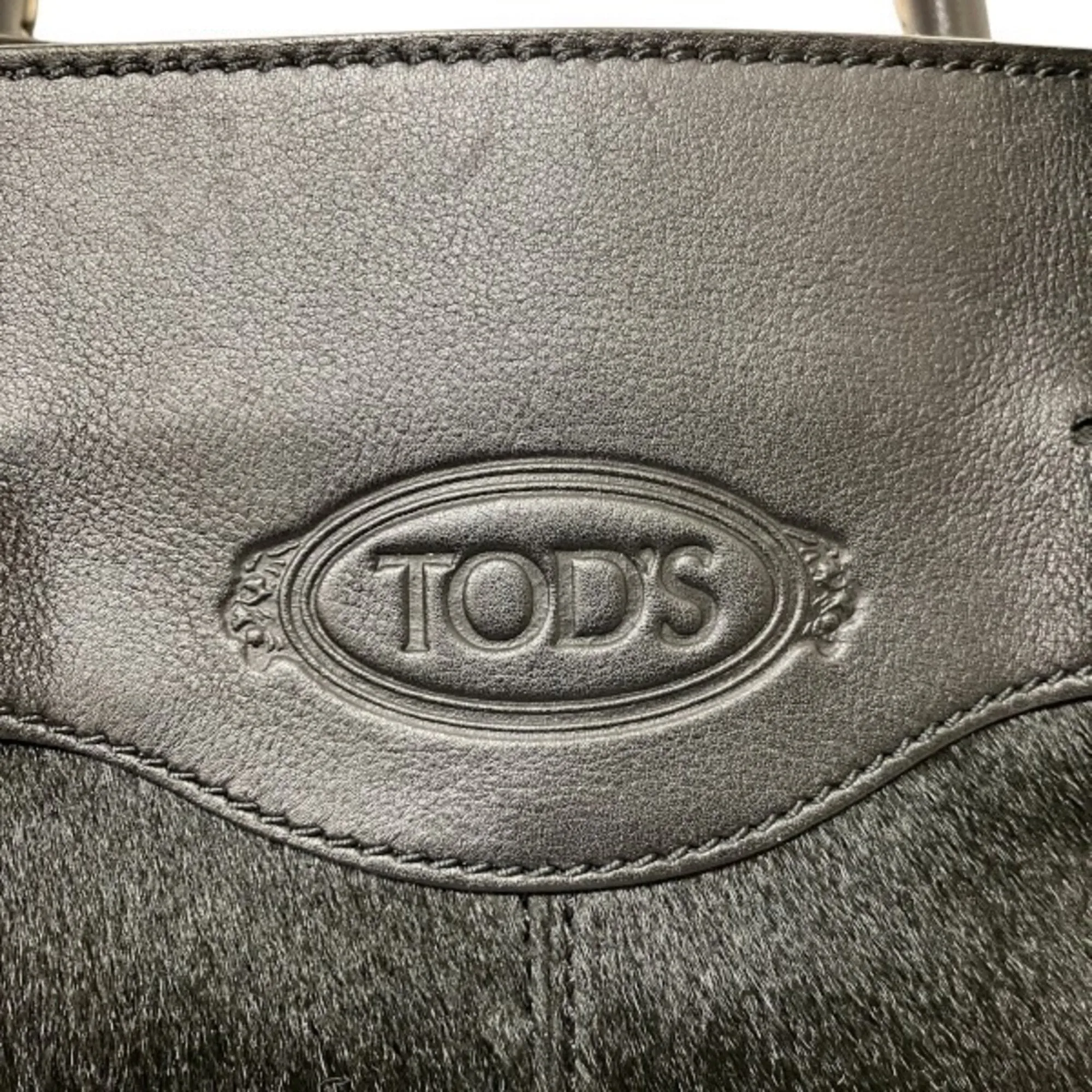Tod's Leather Handbag (Pre-Owned)