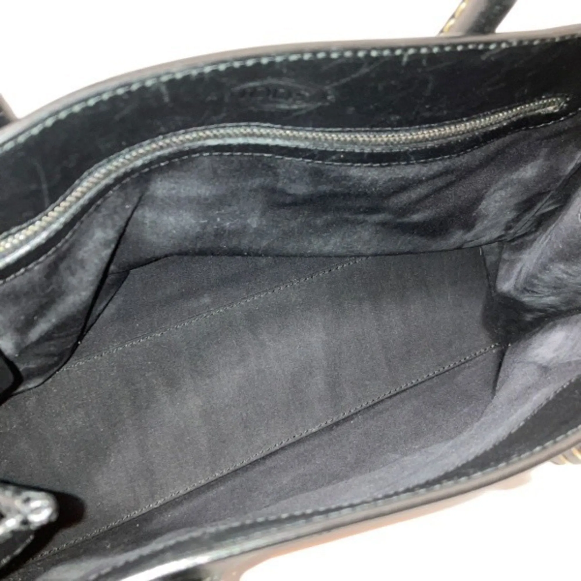 Tod's Leather Handbag (Pre-Owned)