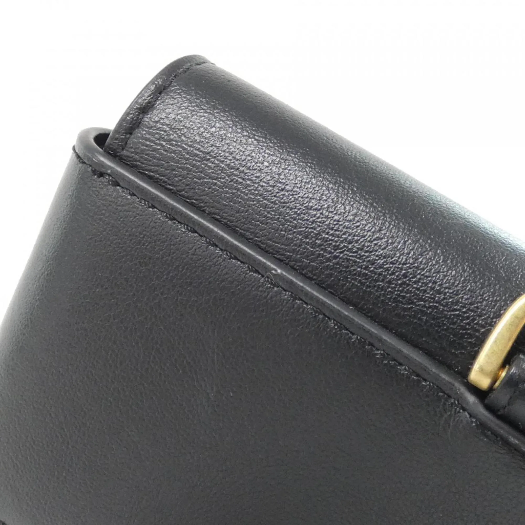 Tod's Leather Pouch (Pre-Owned)