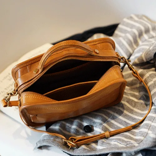 Vintage Womens Leather Tan Small Handbag Square Crossbody Purse Green Leather Satchel Shoulder Bag