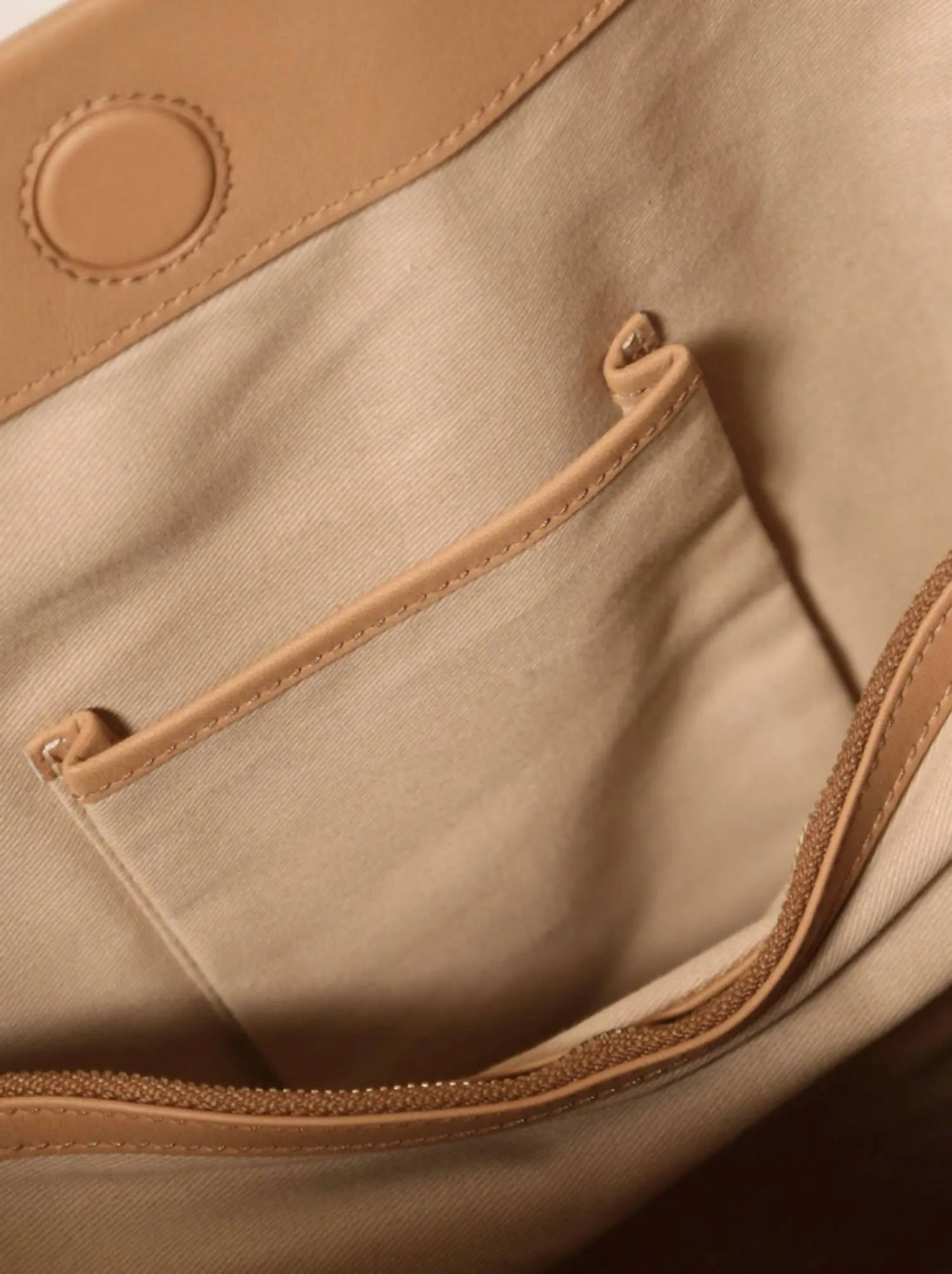 Women's Ariadne Tote Bag In Tan