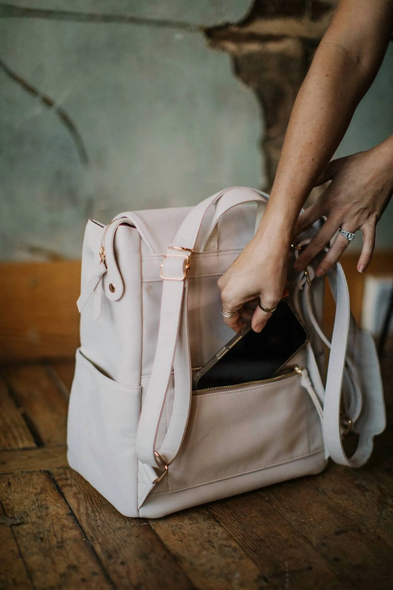 Women's Aurora Mom Bag With Wet Dry Bag And Hooks In Cream