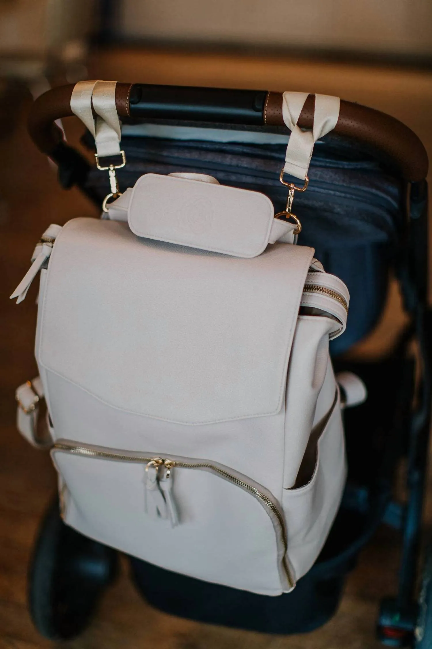 Women's Aurora Mom Bag With Wet Dry Bag And Hooks In Cream