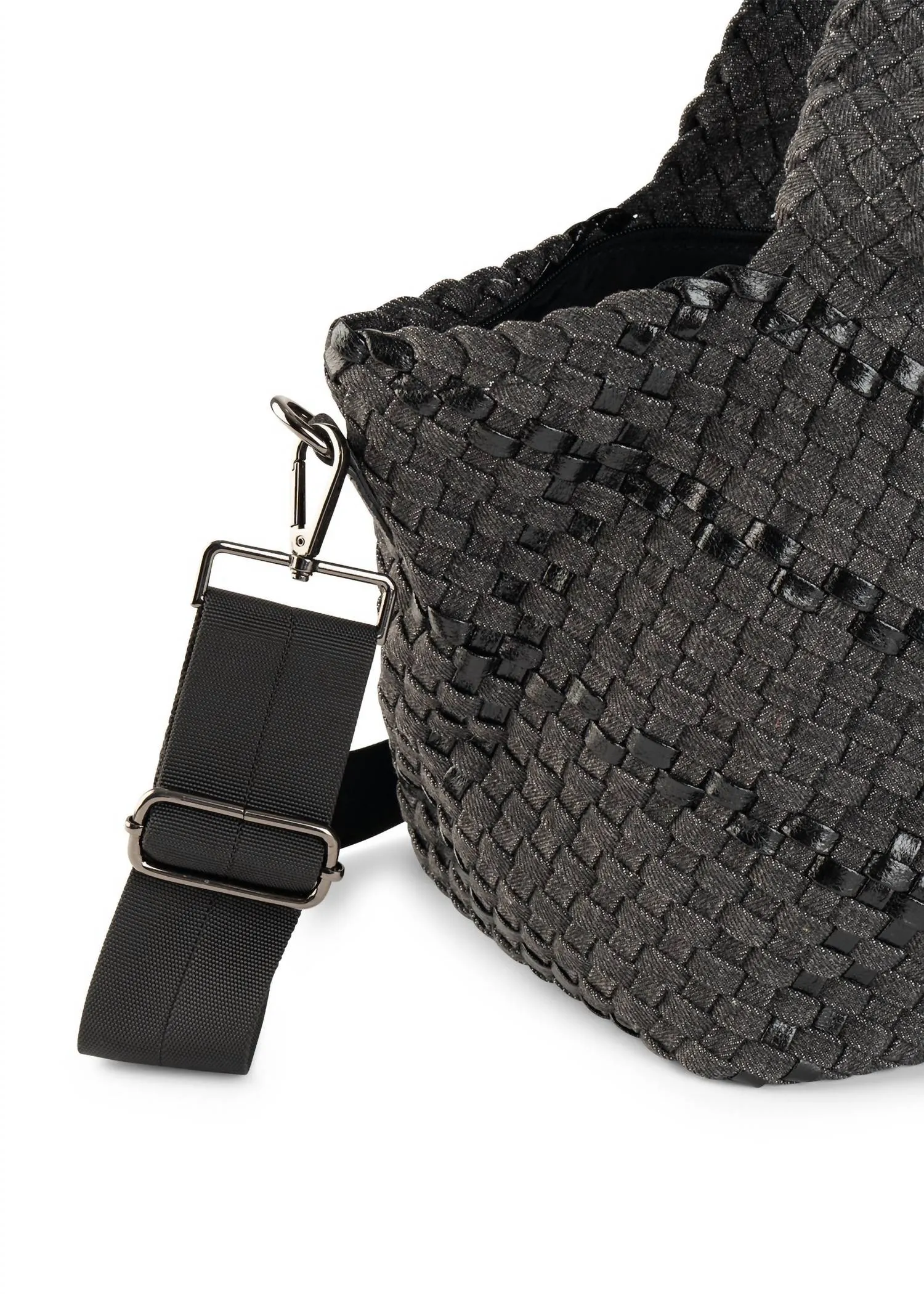 Women's Bobbi Woven Tote Bag In Edge - Black Denim