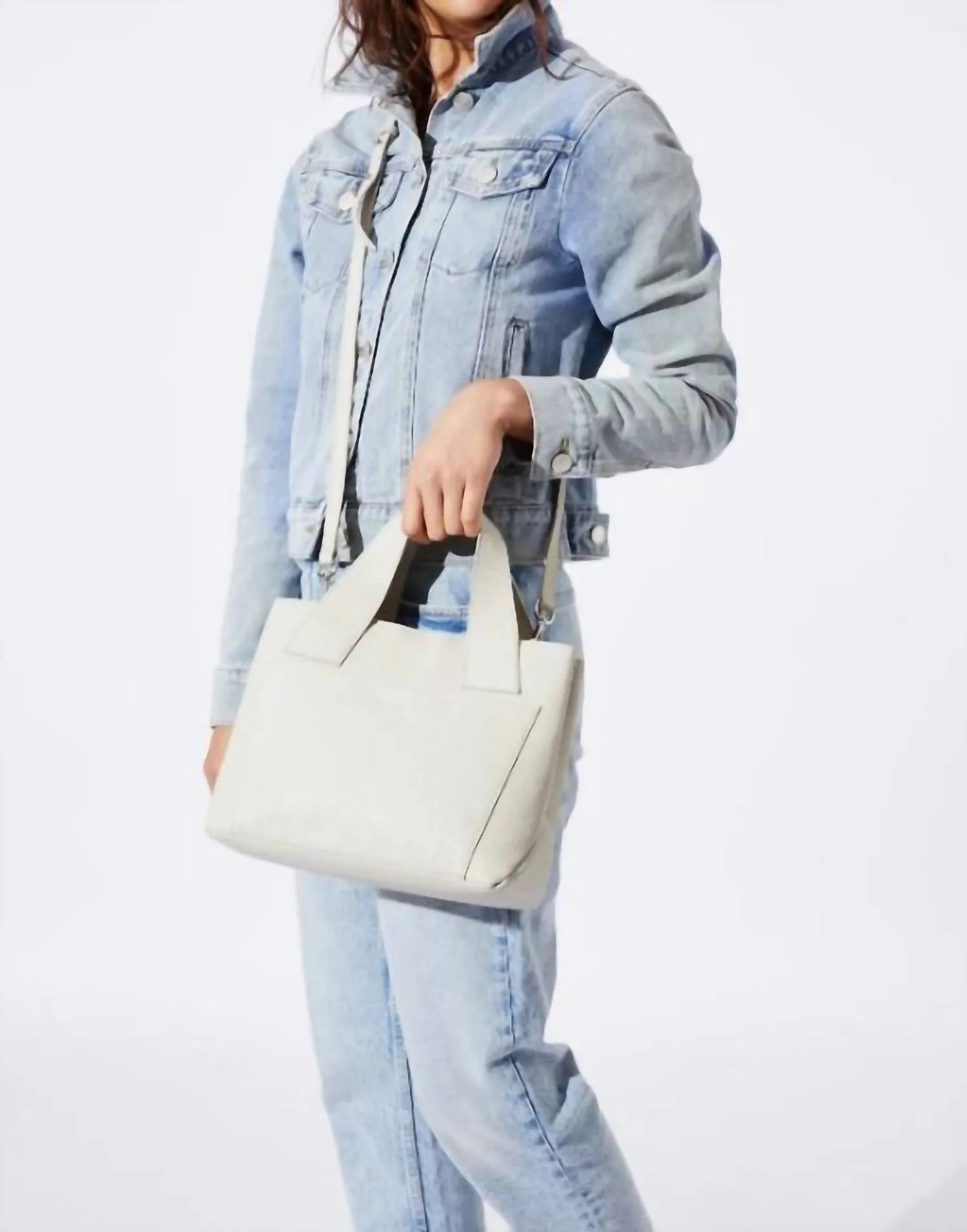 Women's Charlene Satchel Bag In Caramel