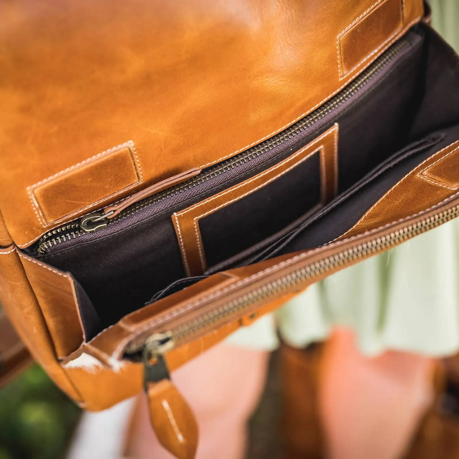 Women's Cowhide Basic Bliss Backpack In Tan/natural