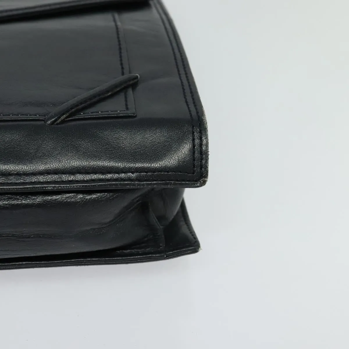 Yves Saint Laurent Leather Clutch Bag (Pre-Owned)